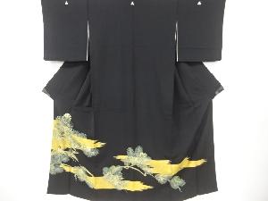 リサイクル　松に霞模様刺繍留袖(比翼付き)